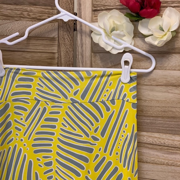 Florencia Arias Mini Skirt - Picture 2 of 3